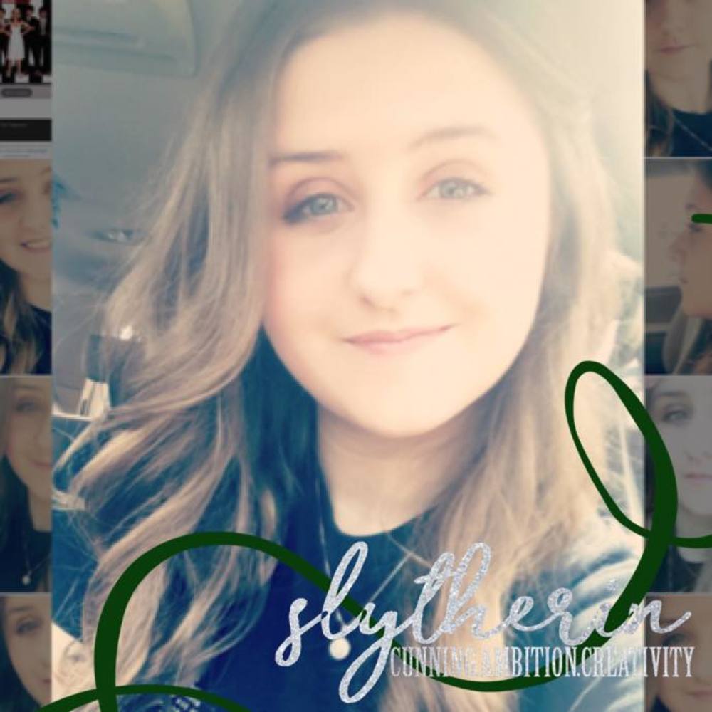 Meet your Posher, Abby